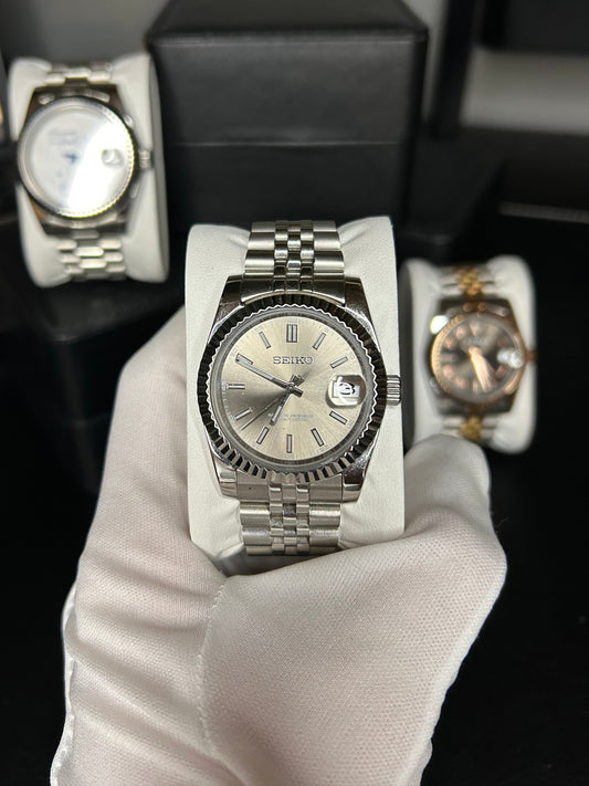 DATE- classic/Sunburst grey